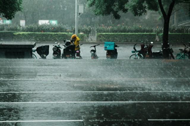 新一轮降雨来袭，大雨暴雨即将“开启”，7~9号全国天气预报  