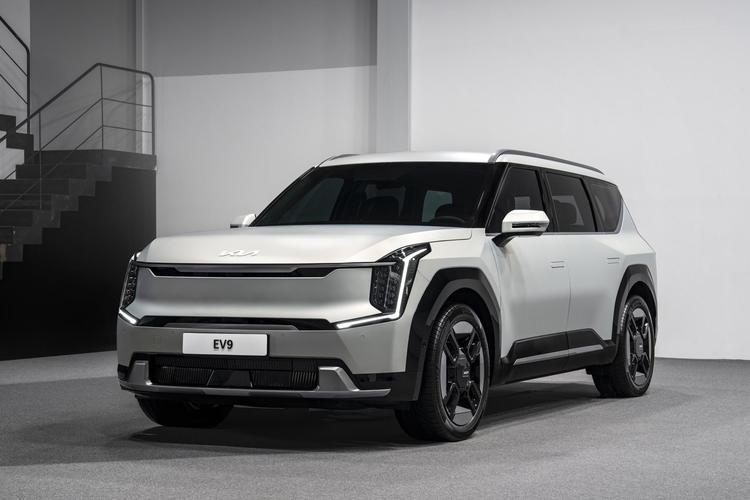 新车｜全新7座纯电SUV，现代IONIQ 9发布，竞争大众ID.6系列  -图2