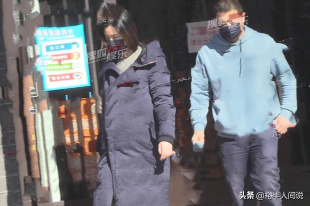 恭喜！李亚鹏官宣与女友结婚生子，一家三口手牵手合照好温馨  -图7